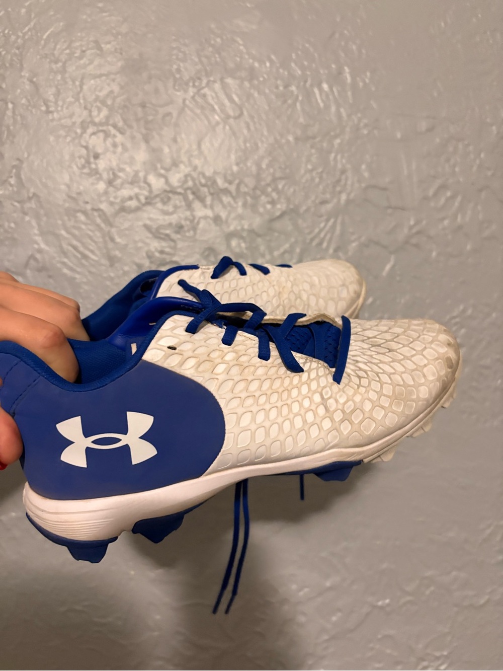 Under Armour Kids White and Royal Blue Soccer Cleats